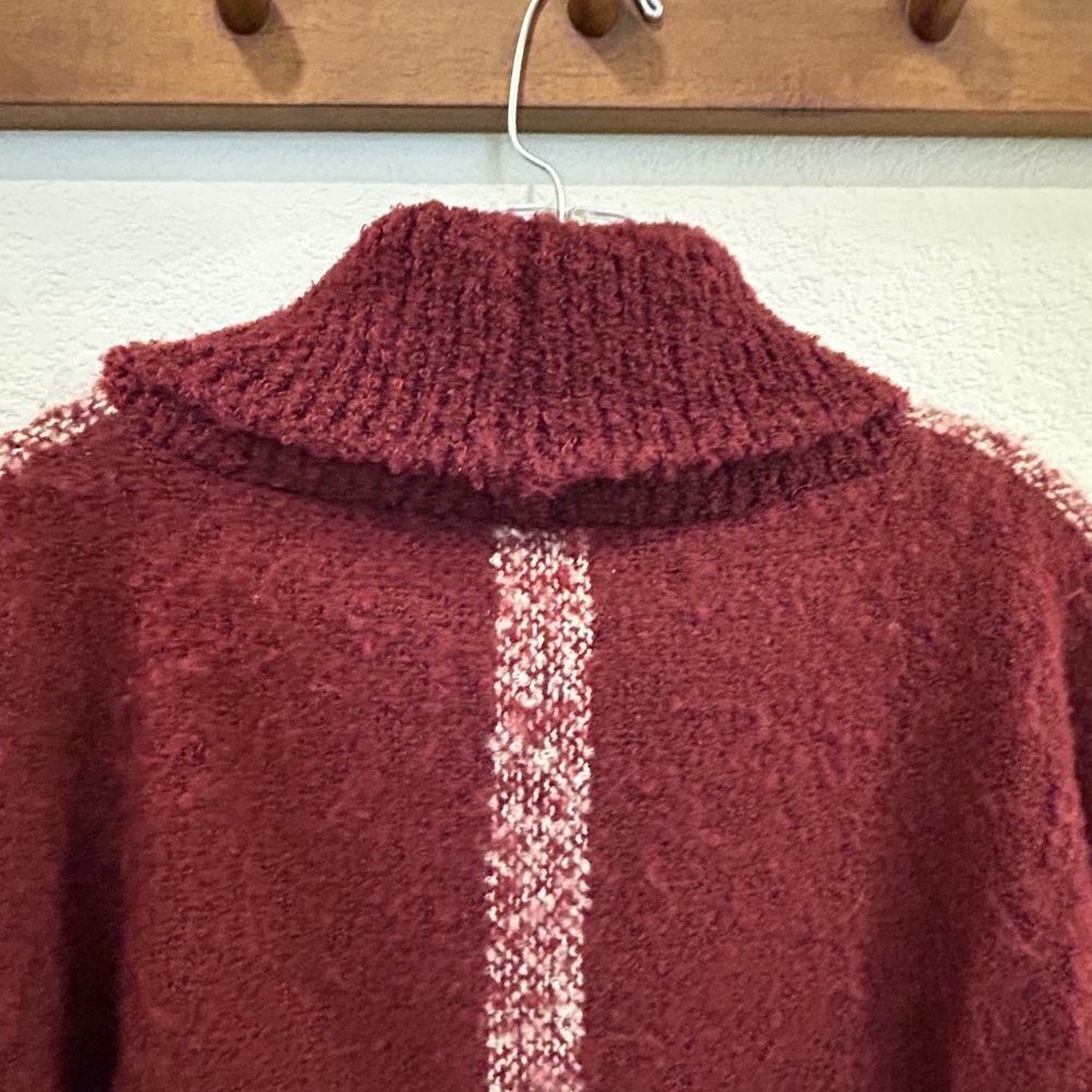 Women’s’ one-size knit turtleneck, poncho in maroon, and cream plaid - Picture 11 of 11